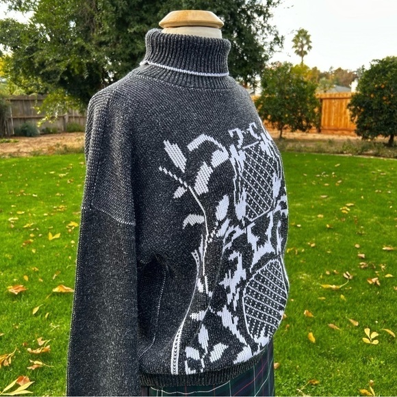 Vintage Keren Grey /White Angora Blend Sweater Size Medium Made in USA - Picture 7 of 10